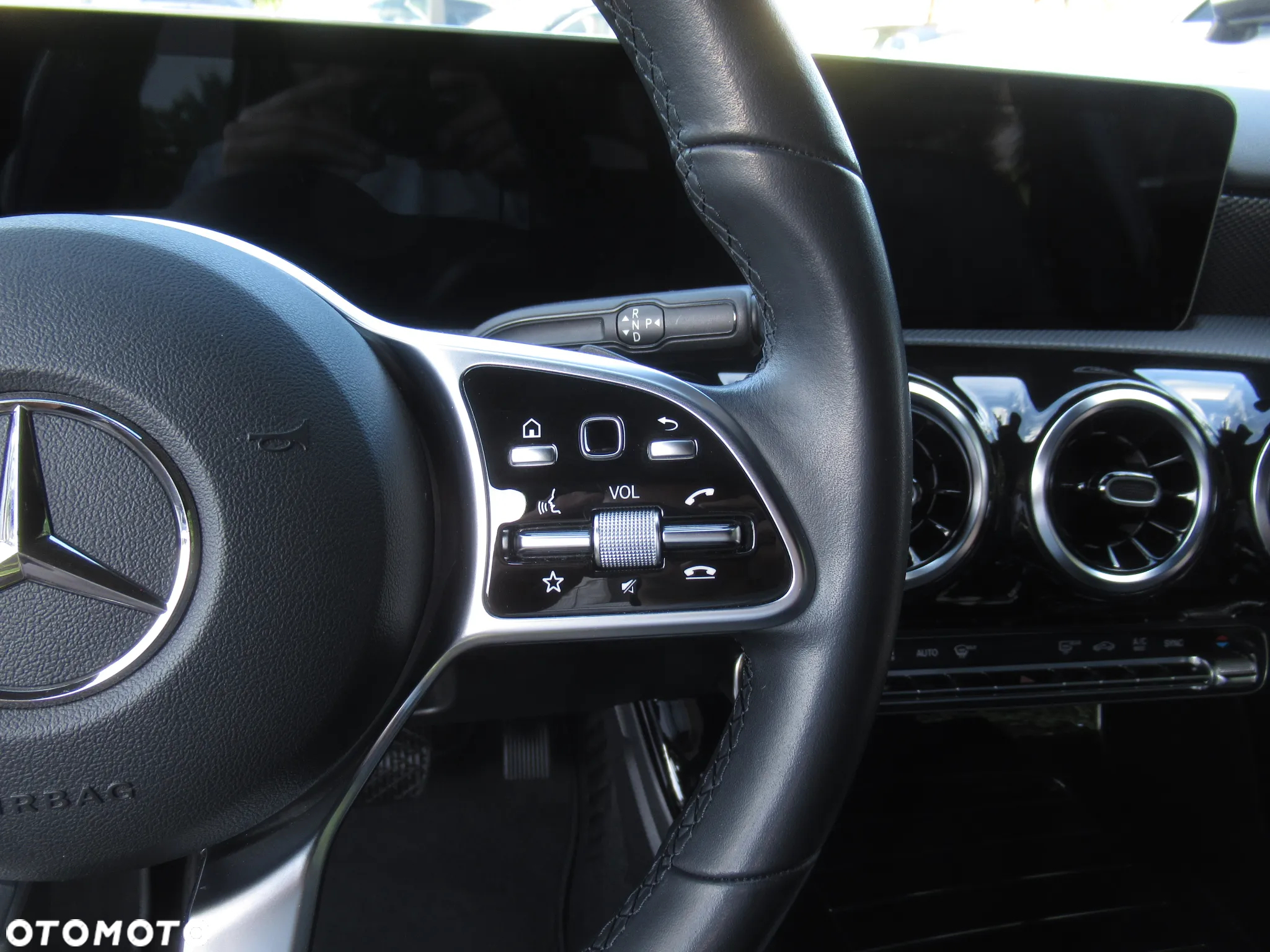 Mercedes-Benz Klasa A 200 Progressive 7G-DCT - 14