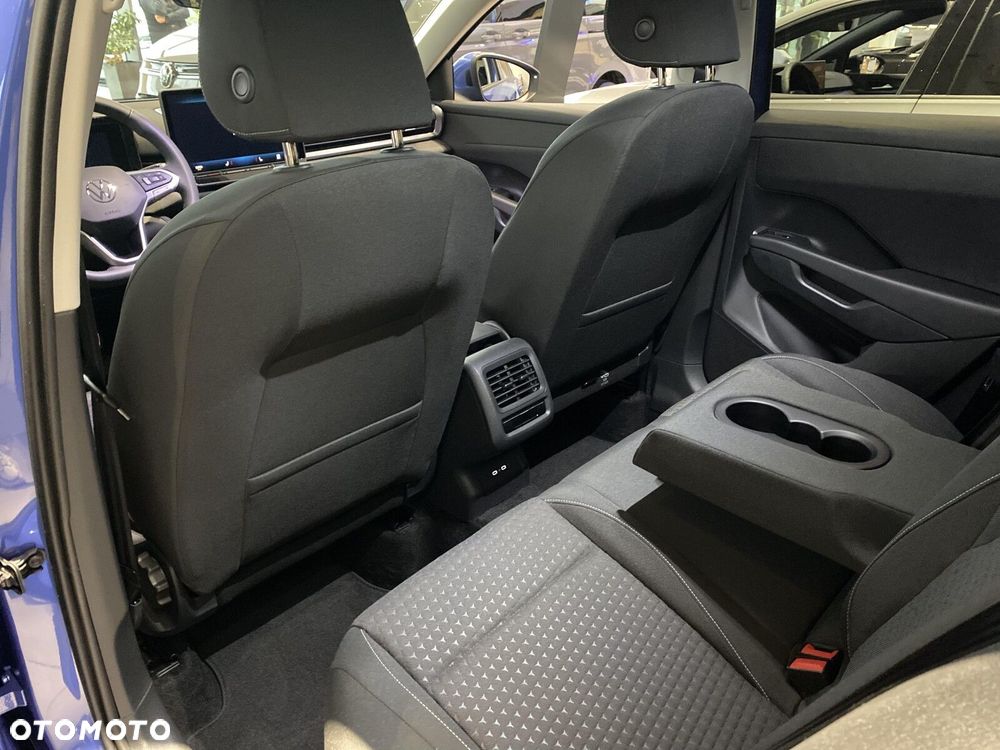 Volkswagen T-Roc - 21