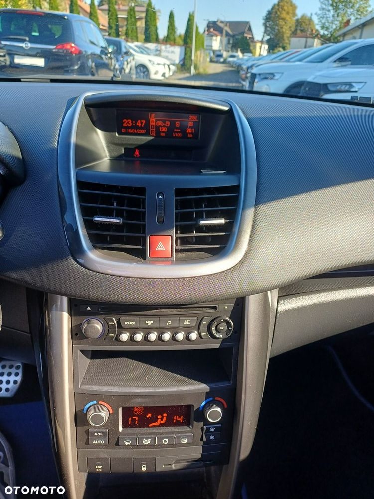 Peugeot 207 CC - 19