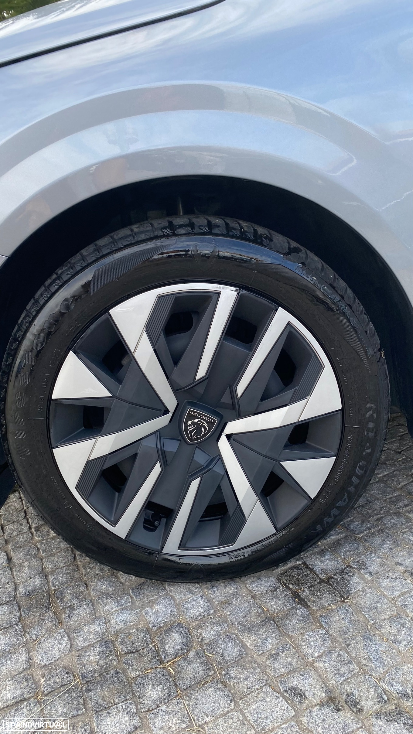 Peugeot 208 1.2 PureTech Active Pack - 16