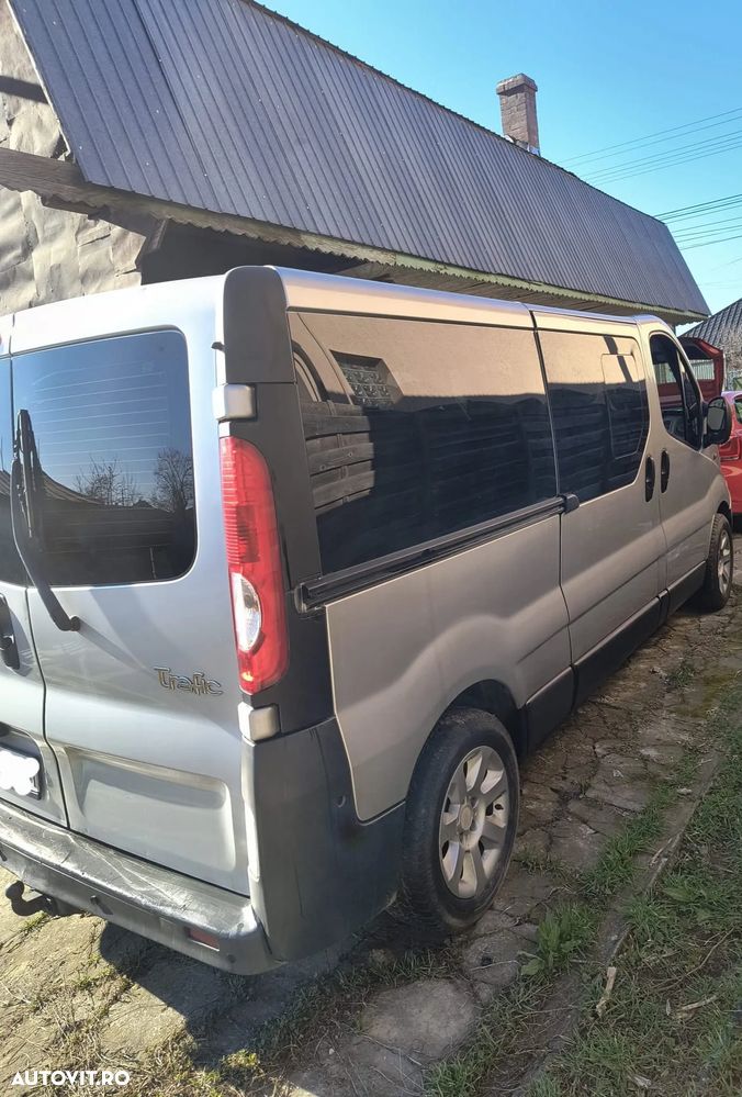 Renault Trafic - 6