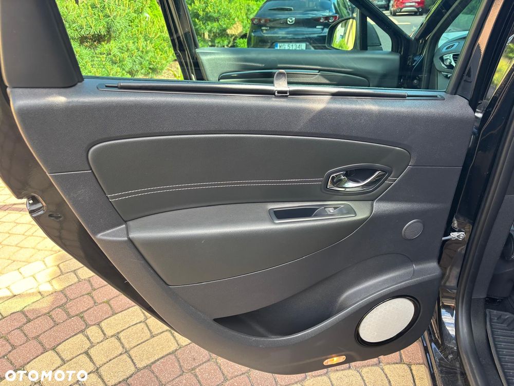 Renault Scenic Energy dCi 110 S&S Bose Edition - 12