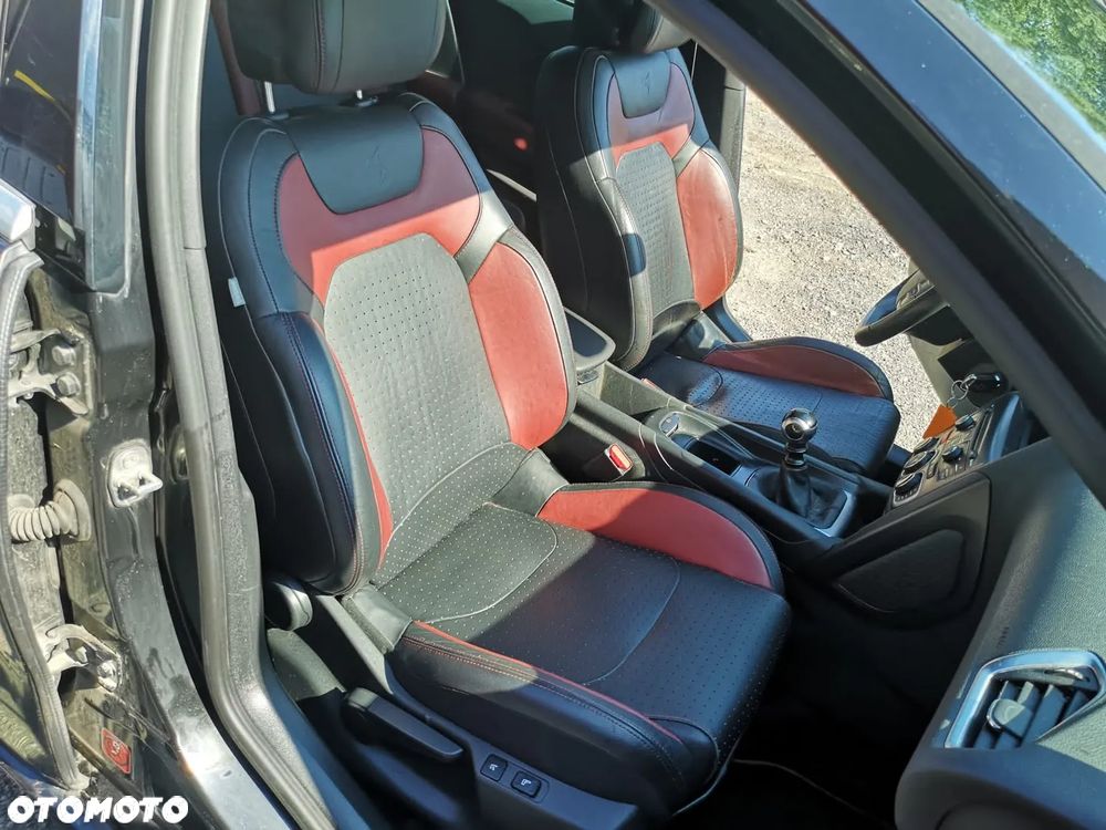 Citroën DS4 1.6 HDi SoChic - 7