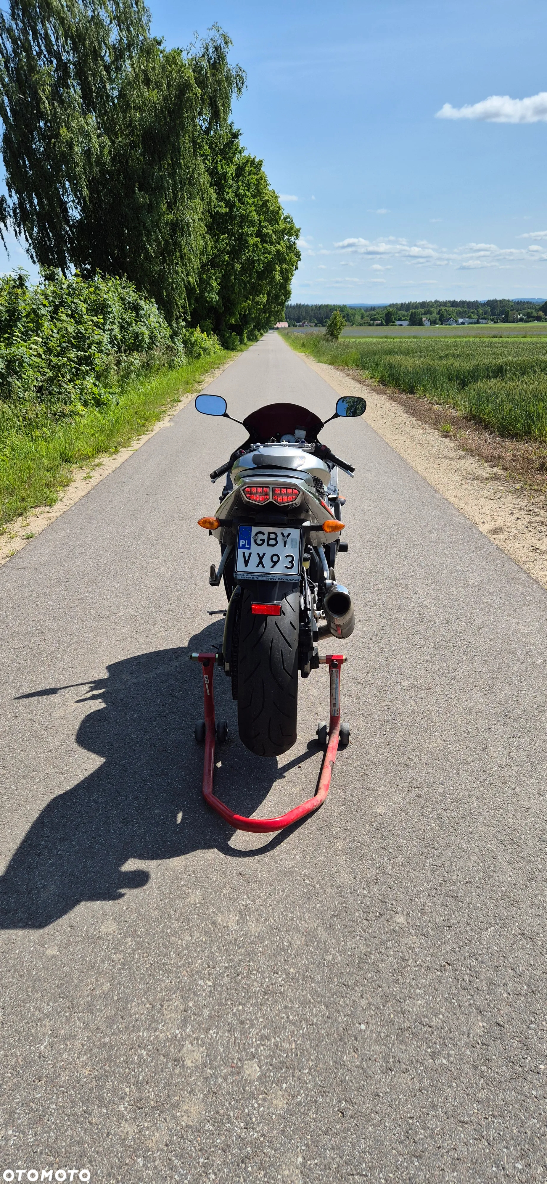 Yamaha R6 - 17