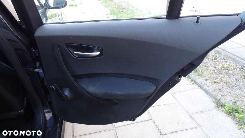 BMW Seria 1 116i - 20