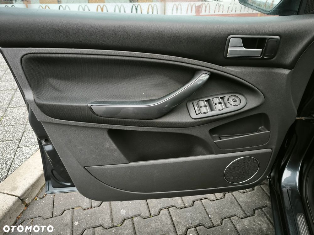 Ford C-MAX 2.0 TDCi DPF Style+ - 37