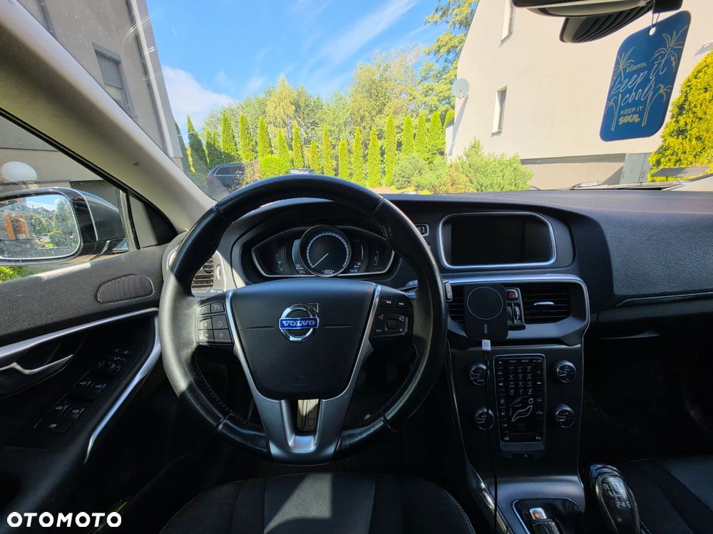 Volvo V40 D2 Kinetic - 14