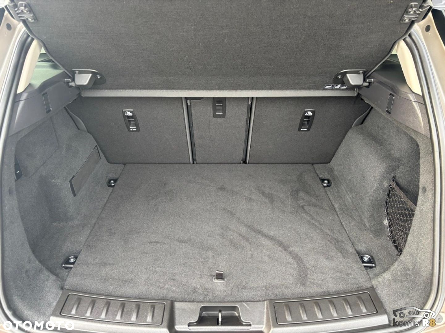 Land Rover Range Rover Evoque - 19