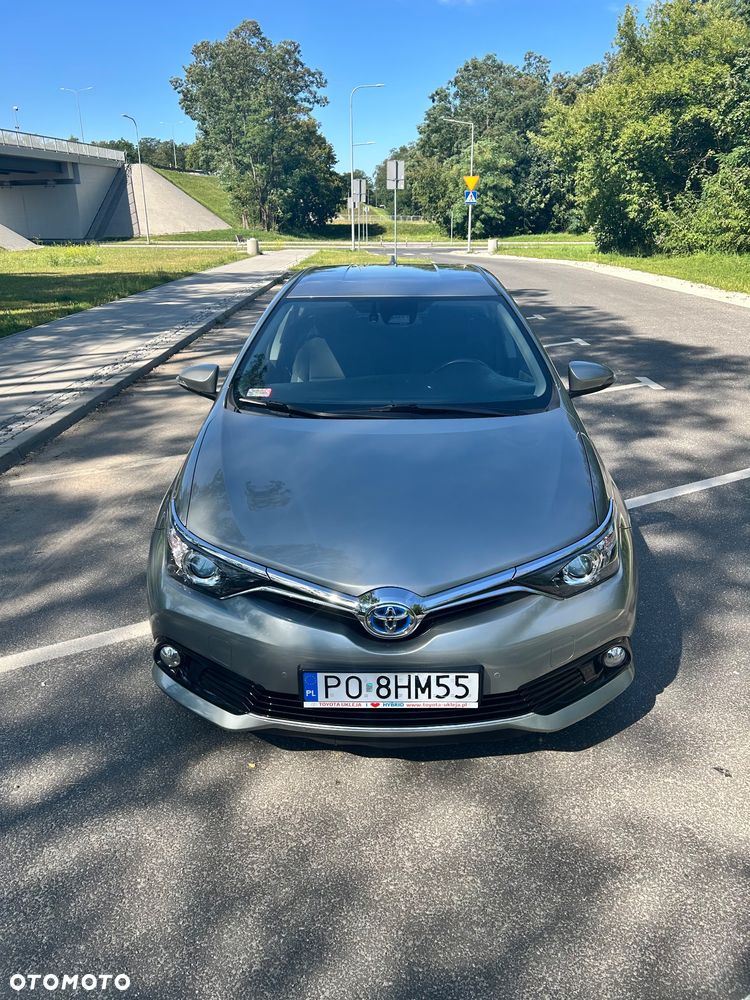 Toyota Auris Hybrid 135 Premium - 3
