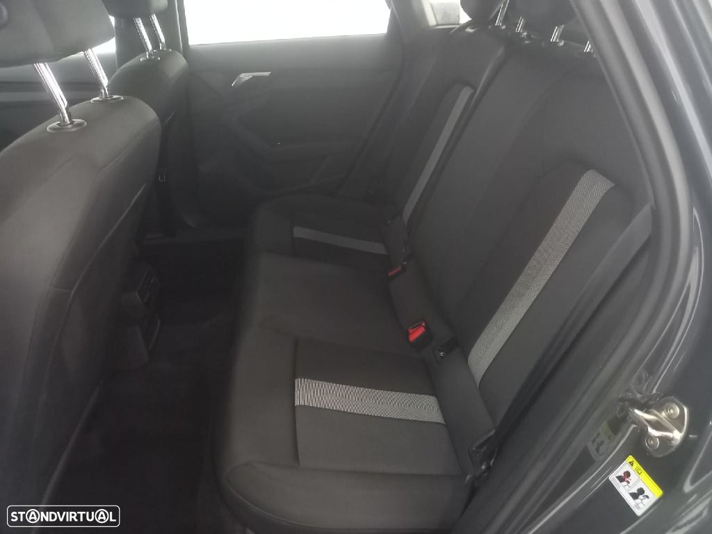 Audi A3 Sportback 30 TFSI Advanced S tronic - 14