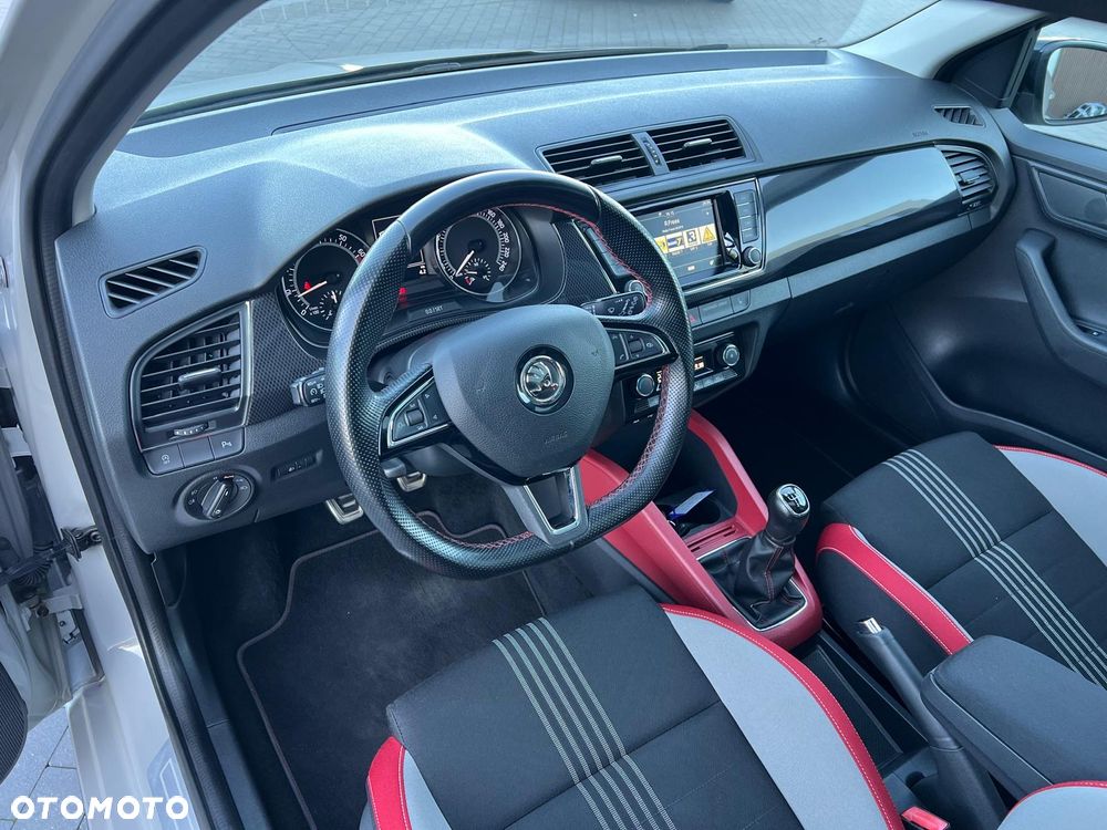 Skoda Fabia 1.2 TSI Monte Carlo - 22
