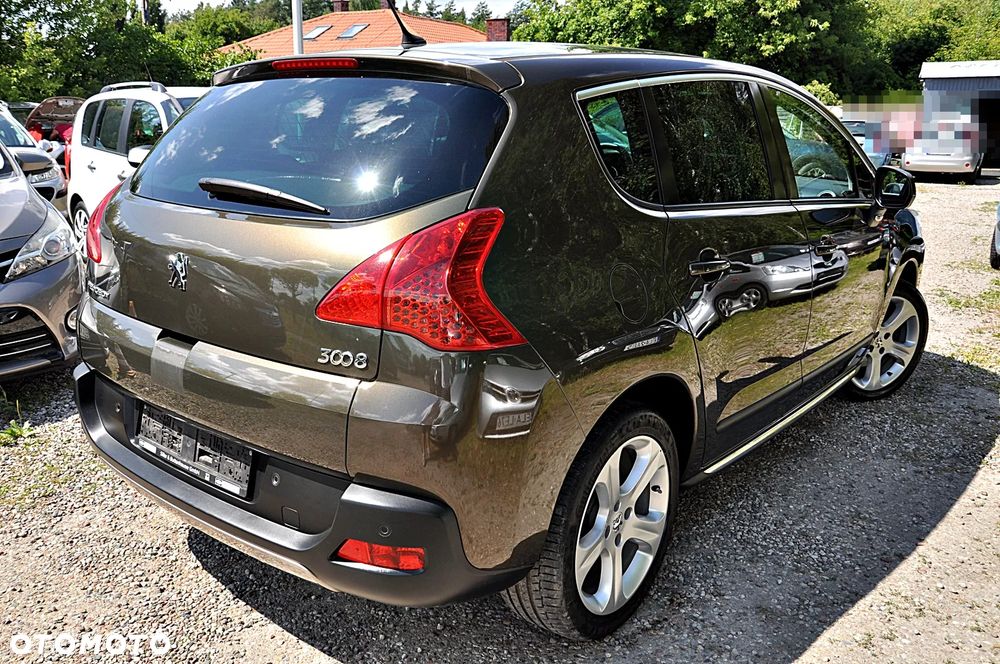 Peugeot 3008 2.0 HDi Allure - 11