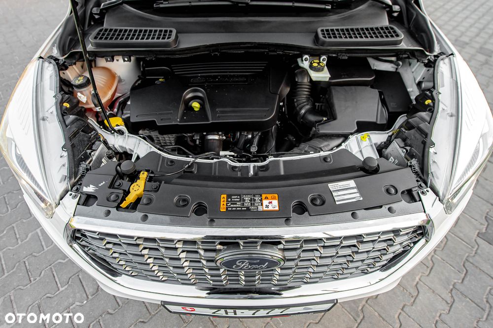 Ford Kuga 2.0 TDCi 4x4 Vignale - 37