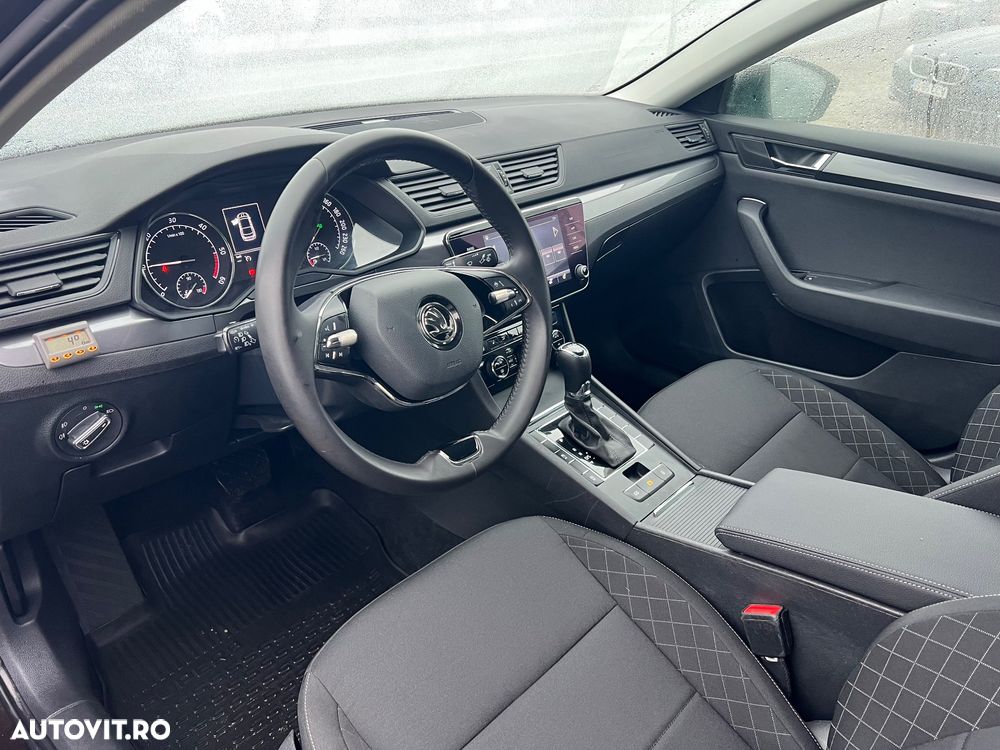 Skoda Superb 2.0 TDI 4x4 DSG Premium Edition - 9