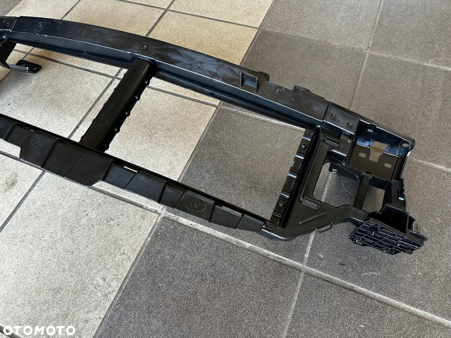 VOLVO XC60 II WZMOCNIENIE KIEROWNICA WLOT POWIETRZA PRZÓD 32345498 - 4