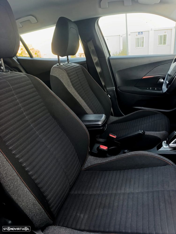 Peugeot 2008 - 12