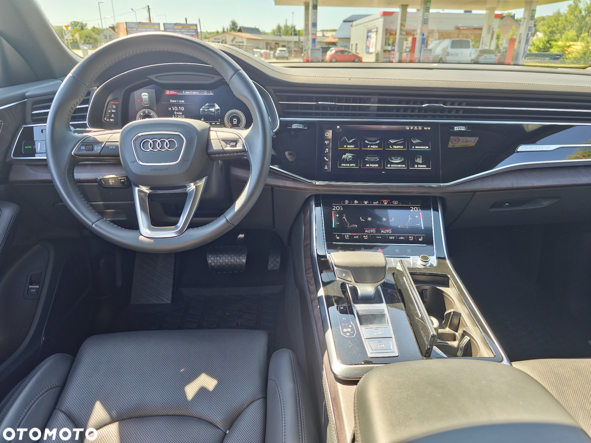 Audi Q8 - 10