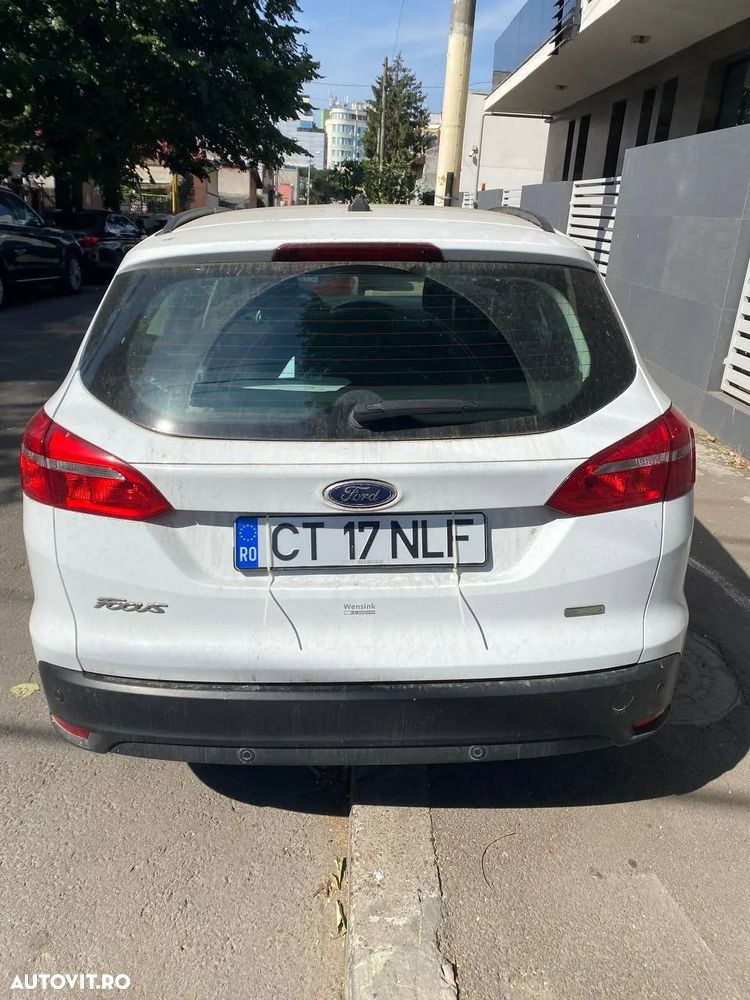 Ford Focus 1.0 EcoBoost Trend - 26