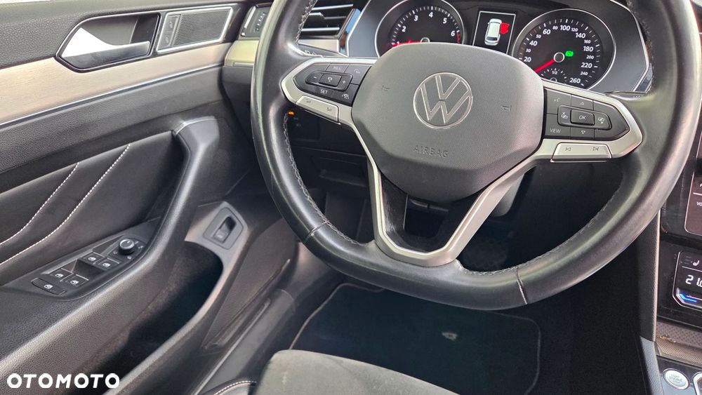 Volkswagen Passat 1.5 TSI EVO Elegance DSG - 16