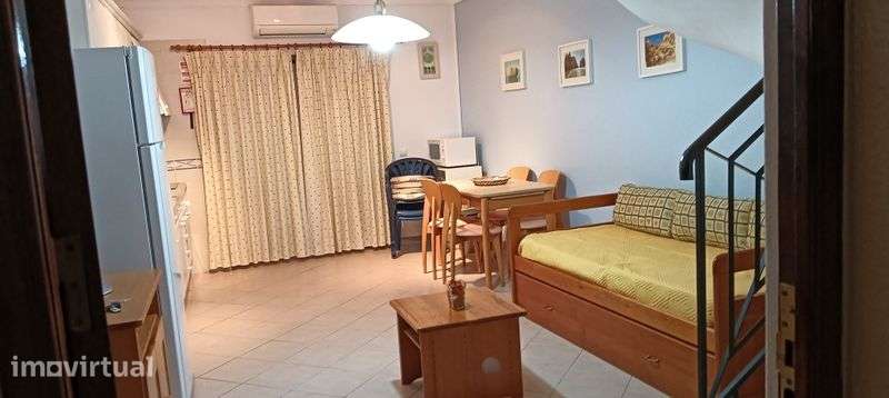 Vende-se  Magnífico T1 Duplex  Praia Rocha - Grande imagem: 4/6