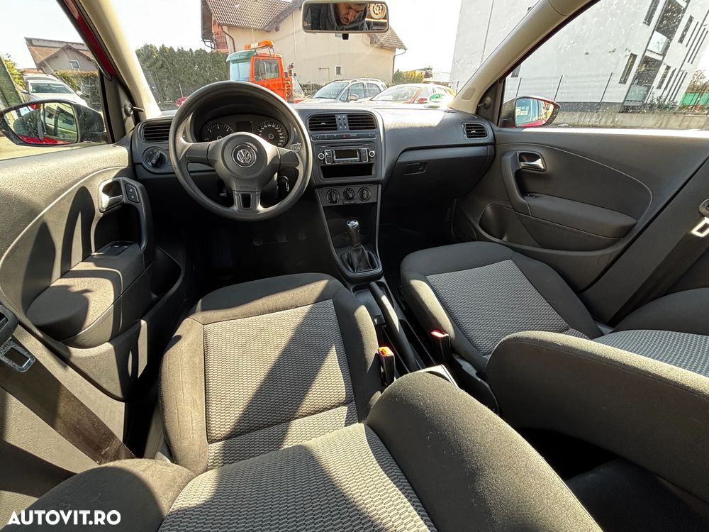 Volkswagen Polo - 13
