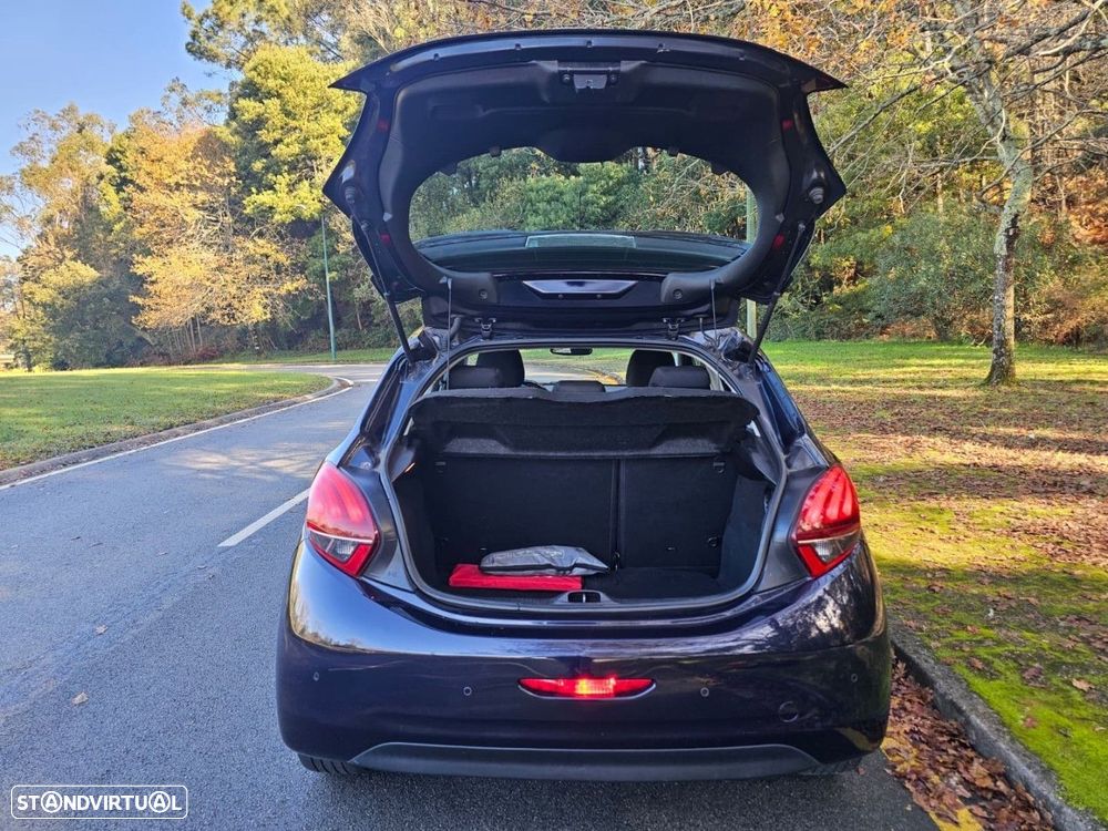 Peugeot 208 1.6 BlueHDi Allure - 22