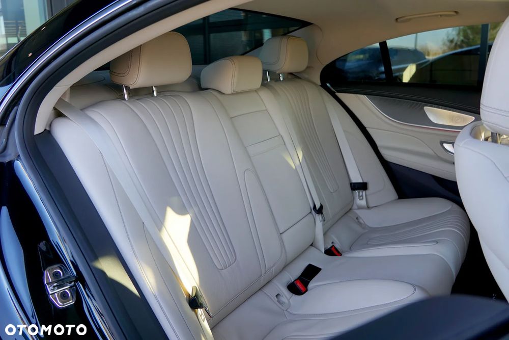 Mercedes-Benz CLS 400 d 4Matic 9G-TRONIC AMG Line - 27