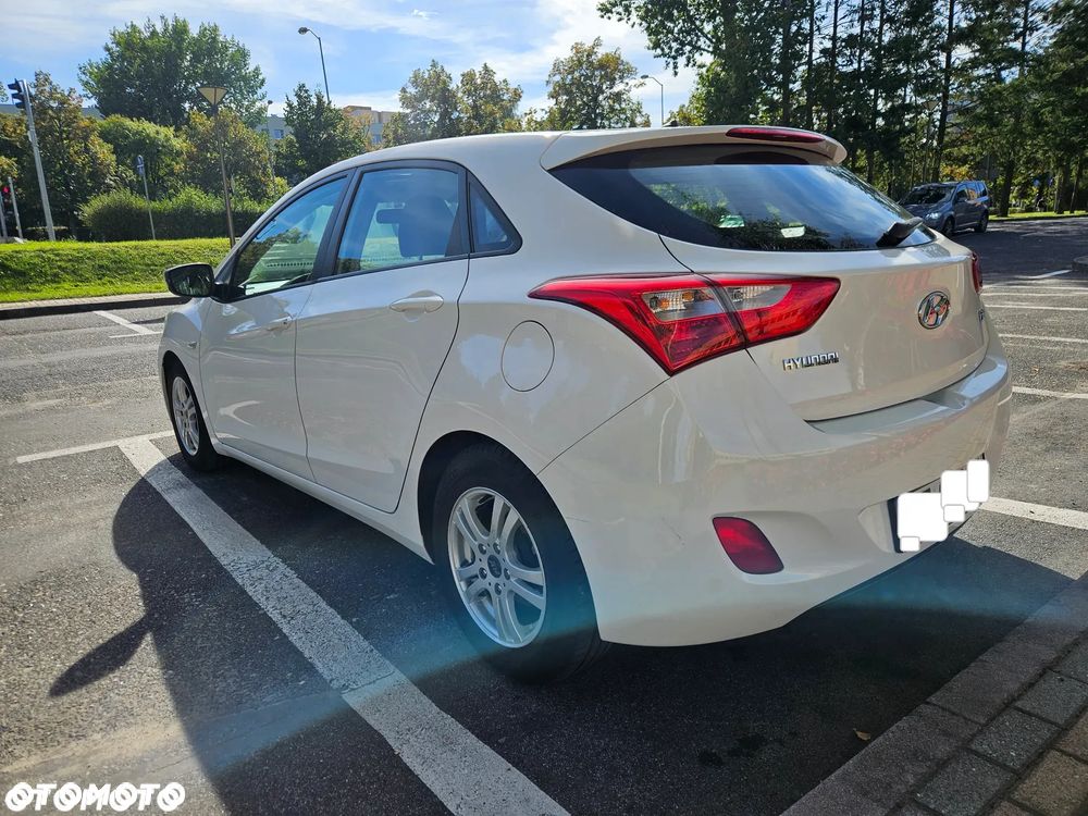Hyundai i30 1.4 Comfort - 16