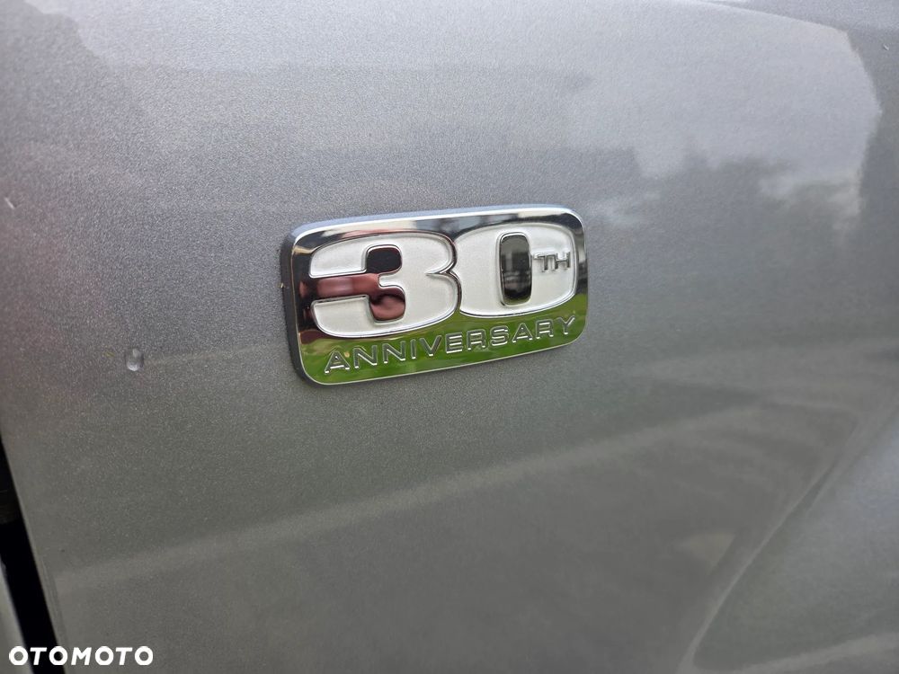 Chrysler Town & Country - 36