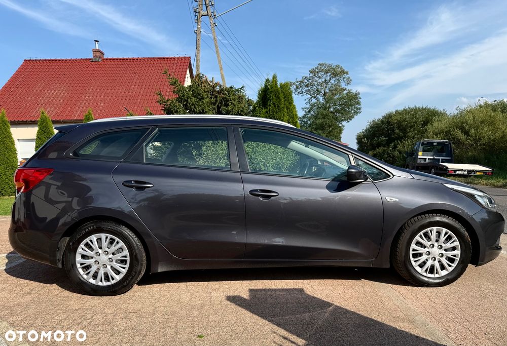 Kia Ceed Cee'd 1.6 GDI L - 9