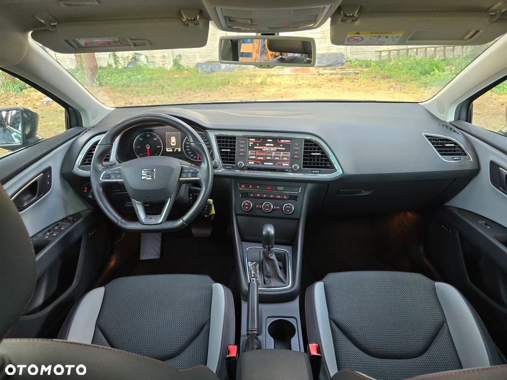 Seat Leon 2.0 TDI DPF Start&Stop DSG FR - 25
