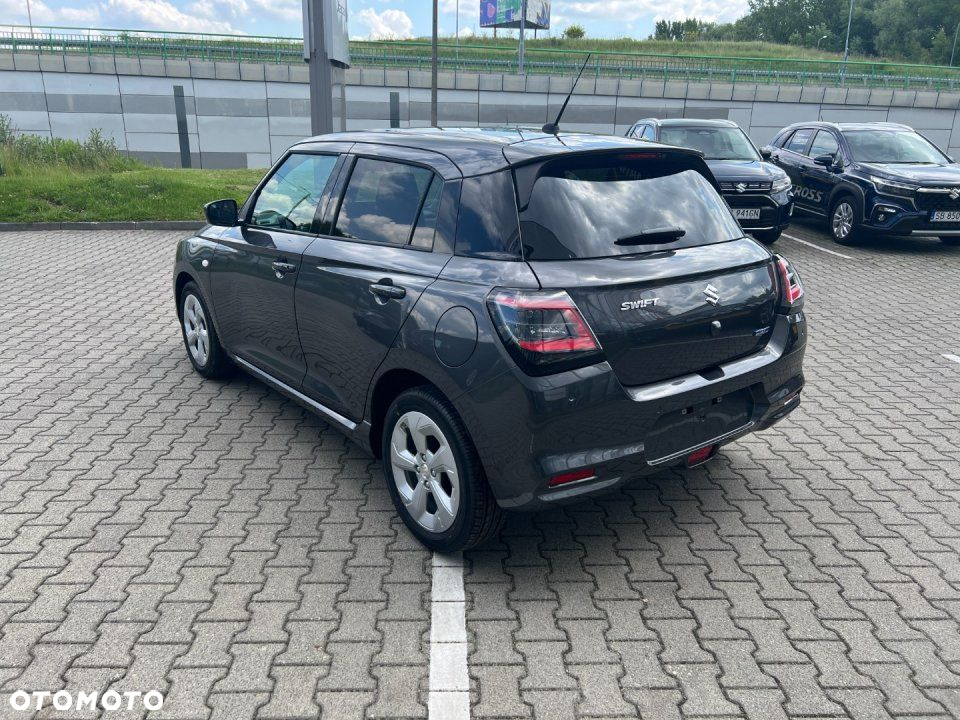 Suzuki Swift - 7