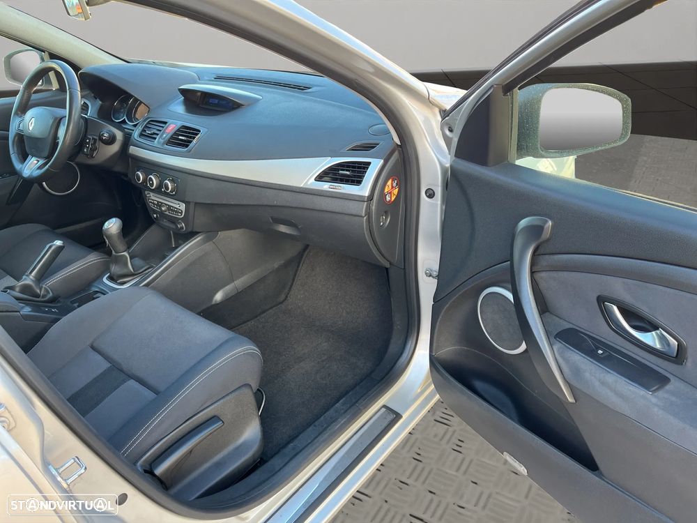Renault Mégane Sport Tourer 1.5 dCi Dynamique - 22