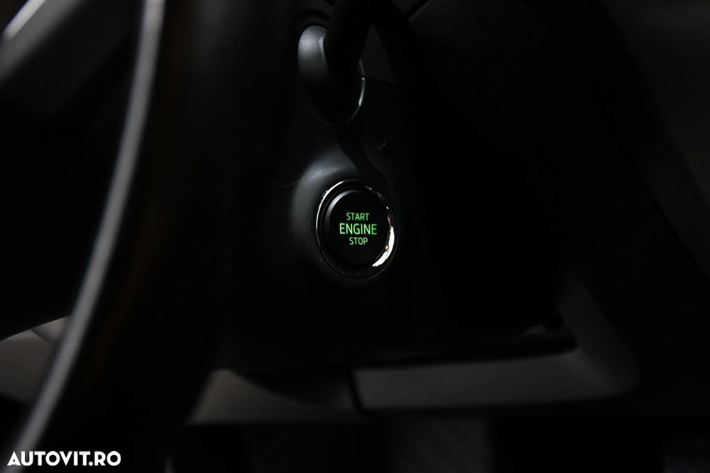 Skoda Octavia 2.0 TDI DSG L&K - 28