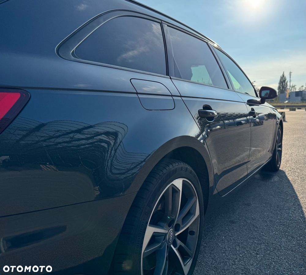 Audi A4 Avant 40 TDI S tronic S line - 13