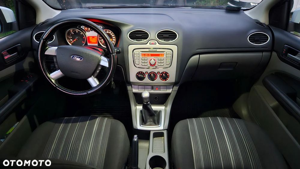 Ford Focus 1.6 TDCi Silver X - 6