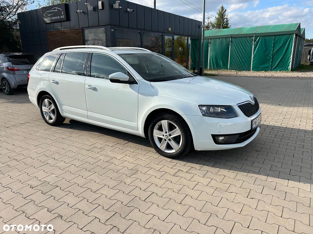 Skoda Octavia 2.0 TDI Elegance DSG - 2