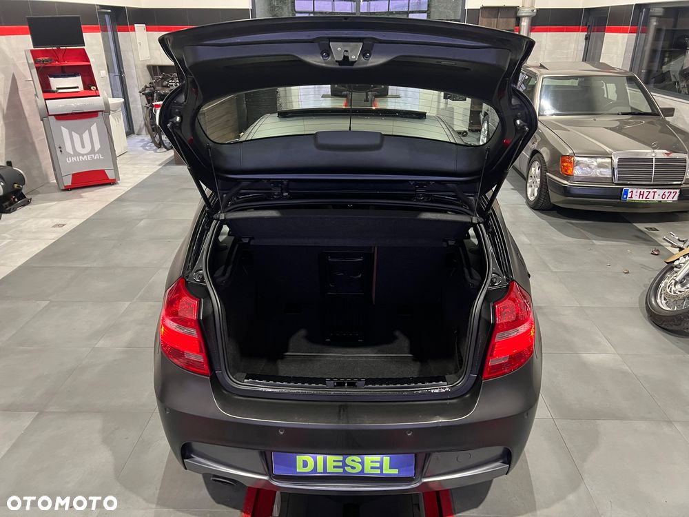 BMW Seria 1 123d DPF Edition Lifestyle - 25