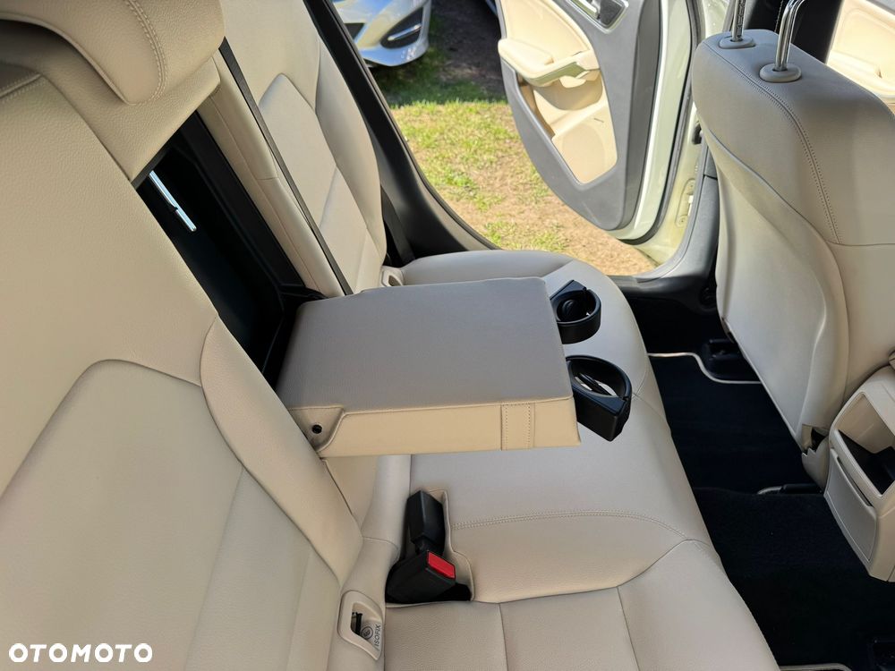 Mercedes-Benz GLA 250 4Matic 7G-DCT Edition 1 - 23