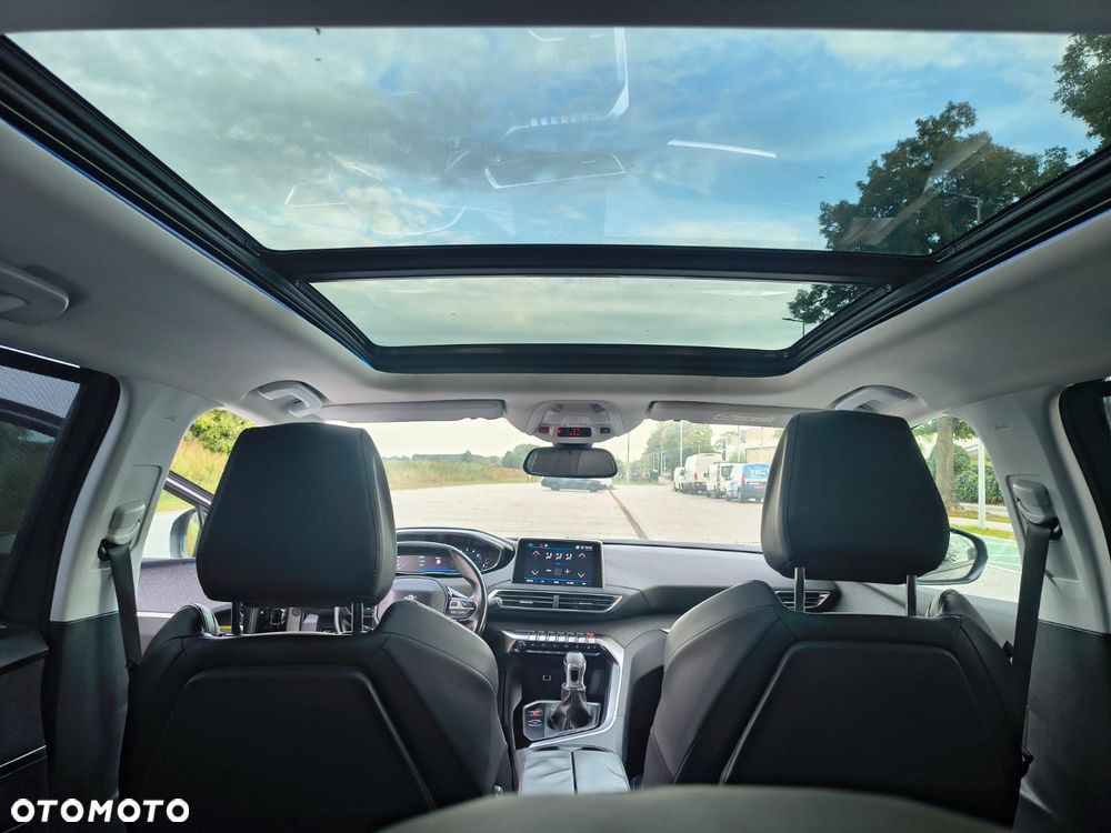 Peugeot 5008 1.2 PureTech Allure S&S - 33
