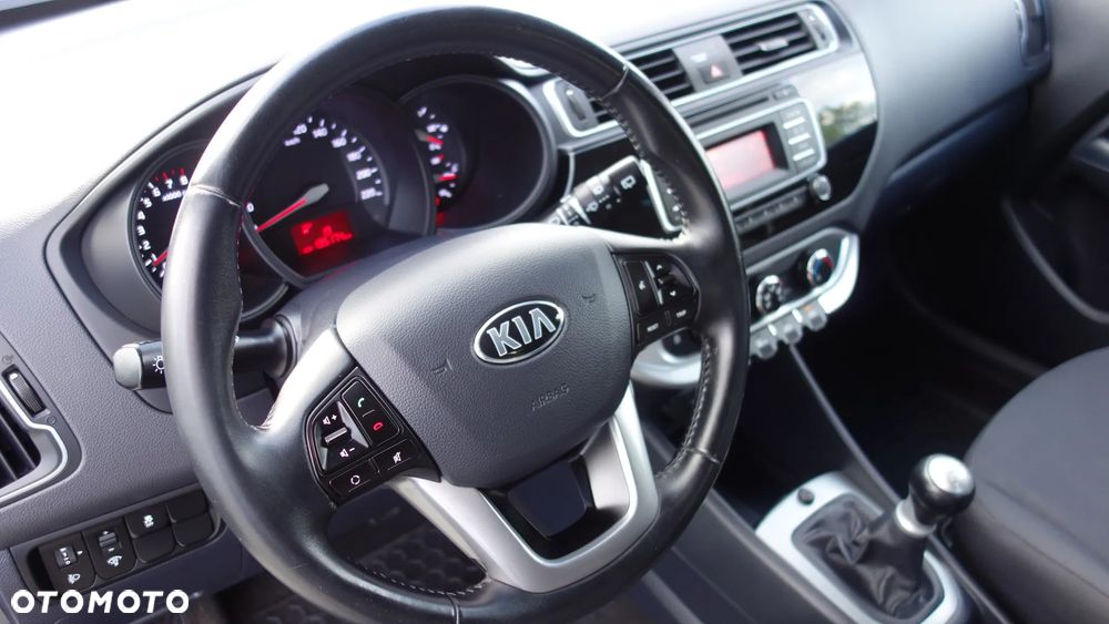Kia Rio 1.2 Business Line - 8