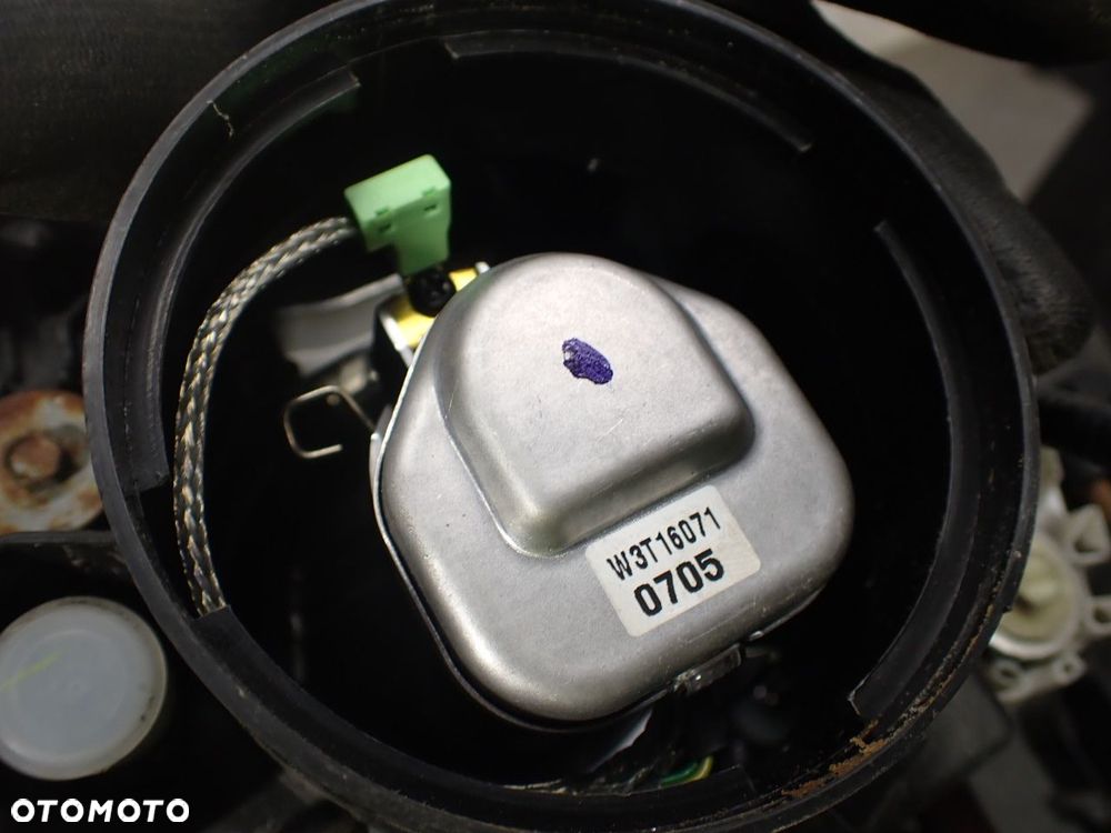 LAMPA LEWA PRZEDNIA XENON SUZUKI GRAND VITARA II 1.9 - 8