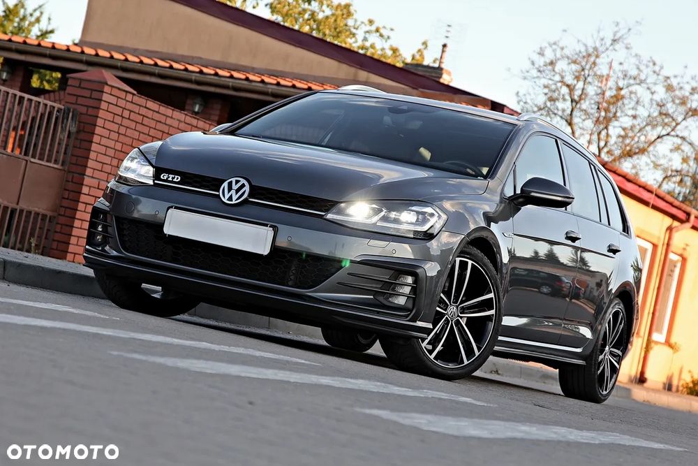 Volkswagen Golf GTD 2.0 TDI SCR DSG - 9