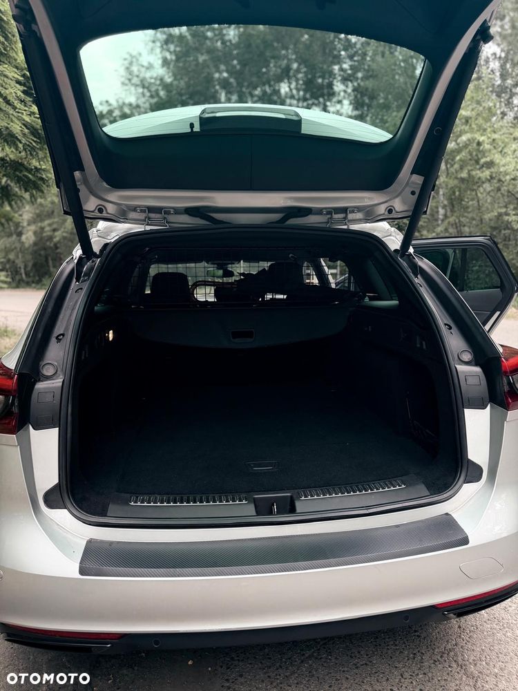 Opel Insignia - 12