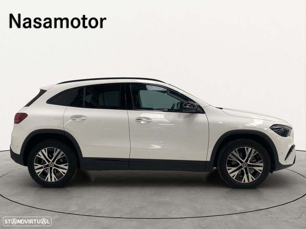 Mercedes-Benz GLA 180 d - 5