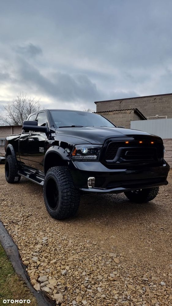 RAM 1500 Crew Cab Shortbed Bighorn - 1
