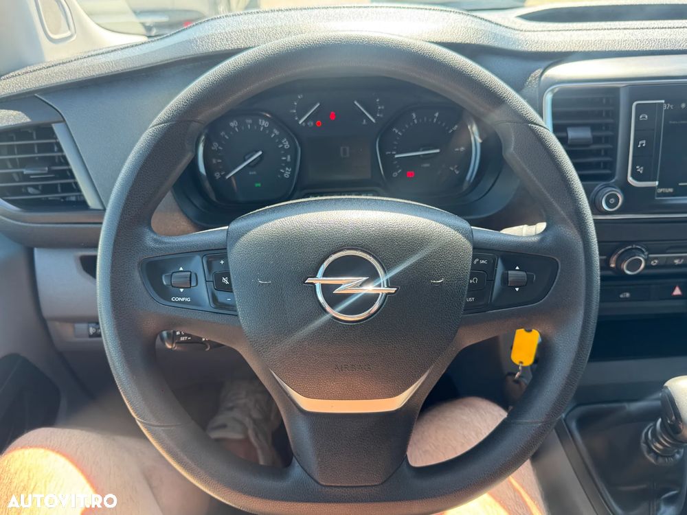 Opel Vivaro - 19