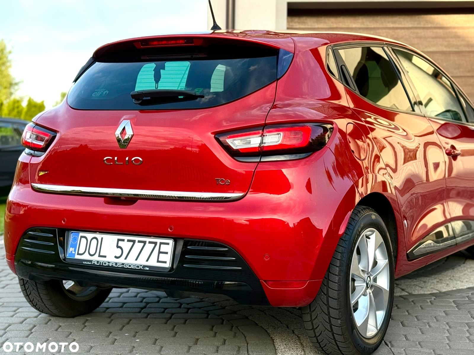 Renault Clio 0.9 TCe Limited - 25