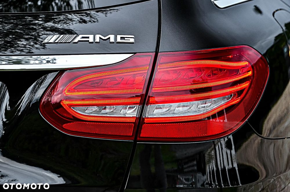 Mercedes-Benz Klasa C 250 T 9G-TRONIC AMG Line - 21