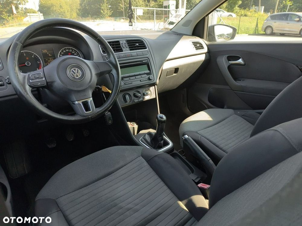 Volkswagen Polo - 10